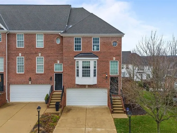 809 Strasburg Dr, Mars, PA 16046