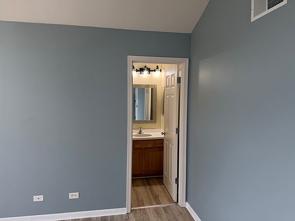 4th image of 3867 Munson St #2