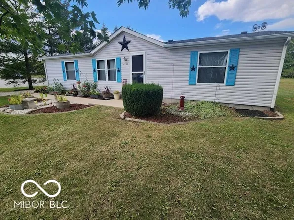 2104 W Green St, Frankfort, IN 46041