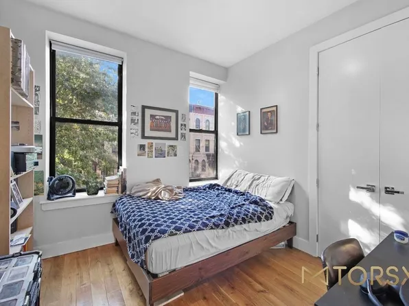 1346 Hancock Street image 1 of 11