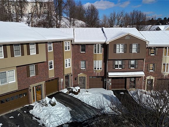 2nd image of 12 Hennig Dr