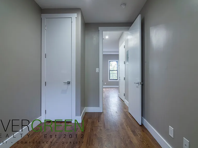 89 Grattan St #3F — Photo 5