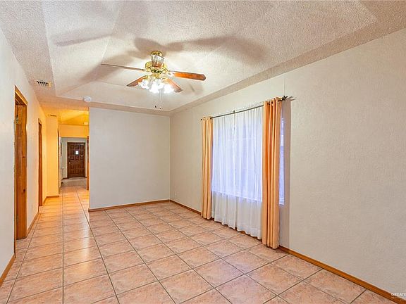 2nd image of 409 Naranjo St