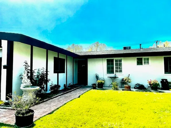 19114 Delight St, Santa Clarita, CA 91351