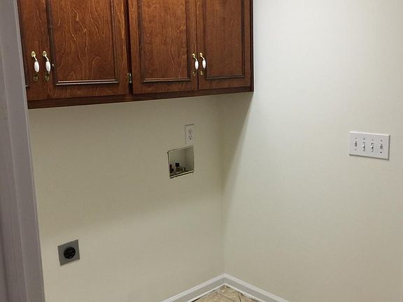 3rd image of 608 16th Ave S