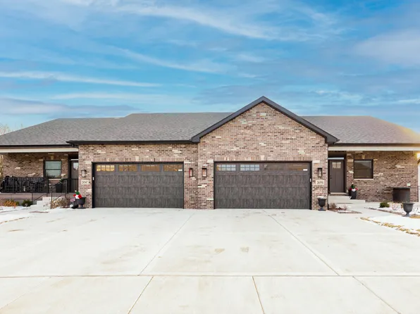 25146 S Westwind Dr, Channahon, IL 60410