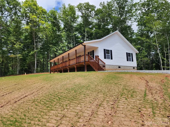 330 Leatherneck Rdg #2, Mars Hill, NC 28754