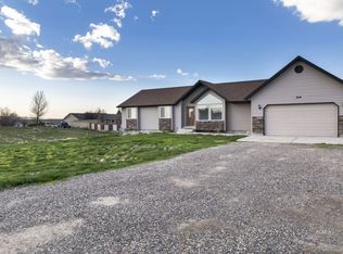 214 Flora Dr, Spring Creek, NV 89815