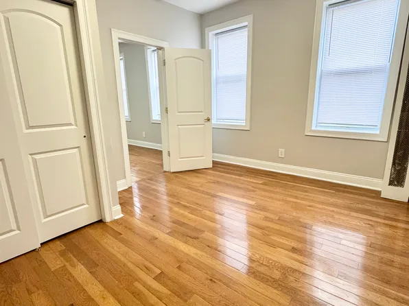 6119 Park Avenue image 7 of 10