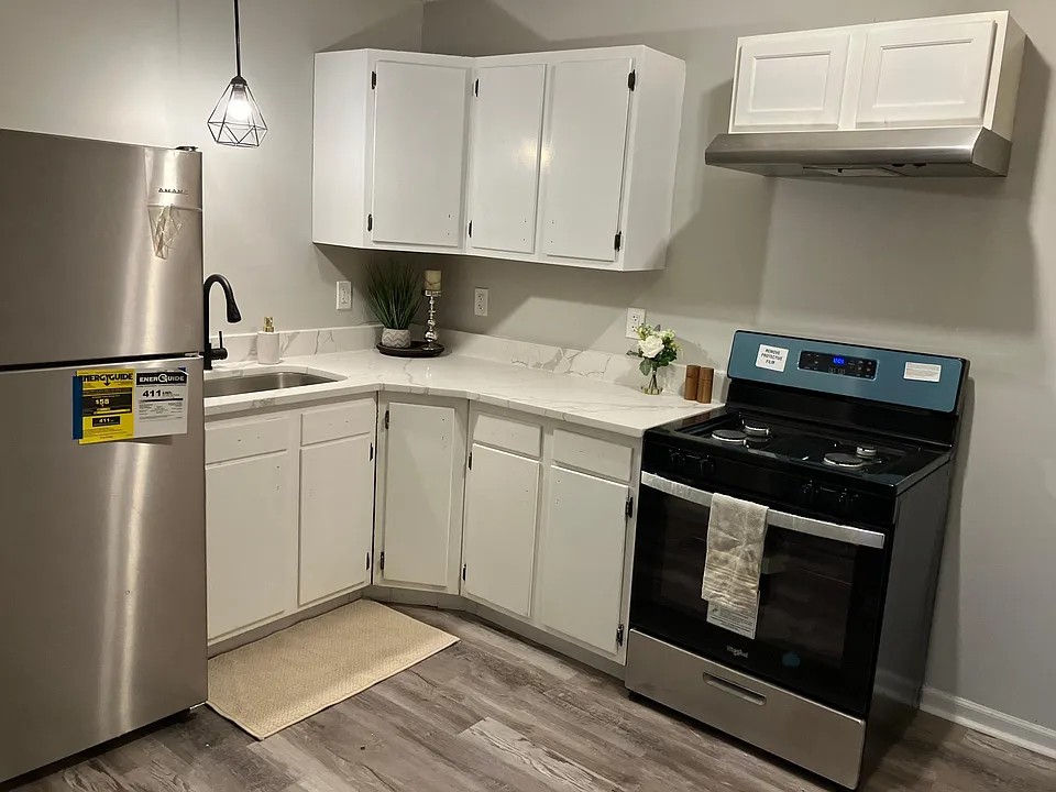 1607 Central Ave #1