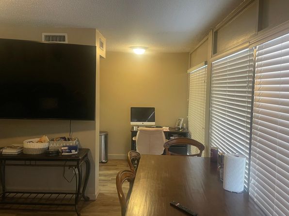 2990 Rhodes Cir S APT 215