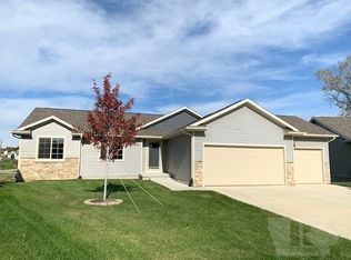 2911 Jackie Ter, Marshalltown, IA 50158