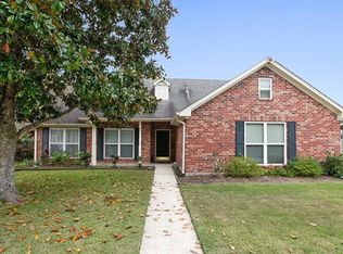 2236 W Canterbury Dr, La Place, LA 70068