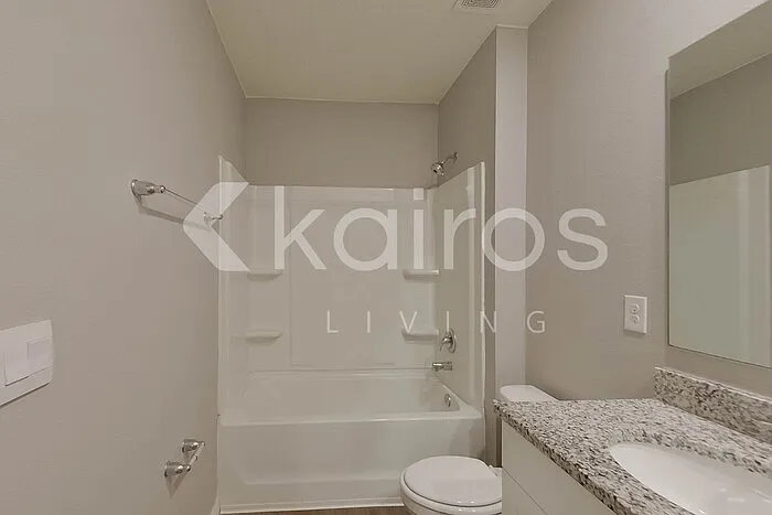 32221 Edson Ave — Photo 15