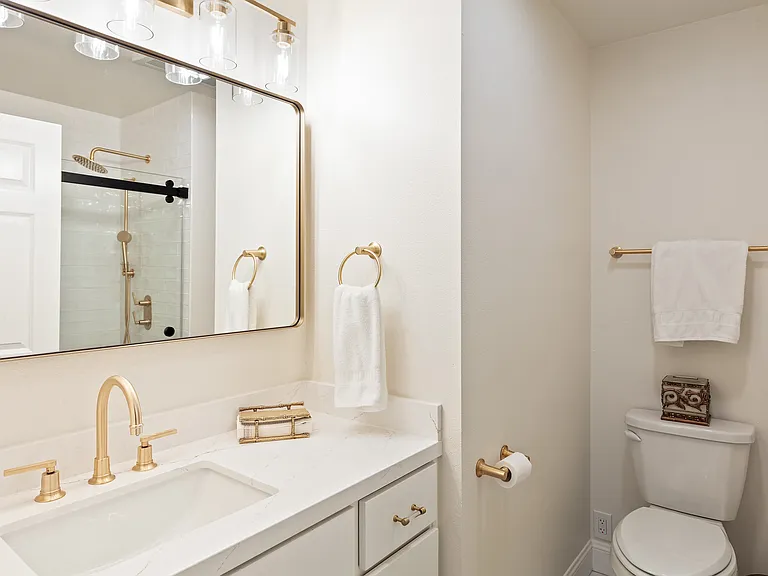 45 Island Ct — Photo 24