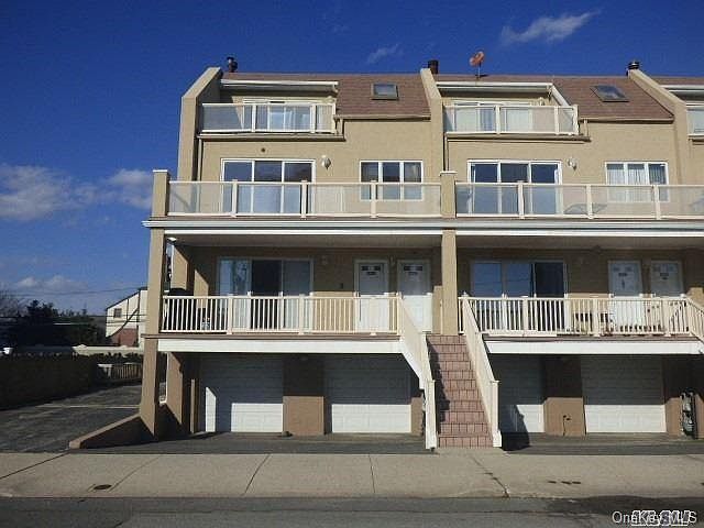 1st image of 445 B W Broadway