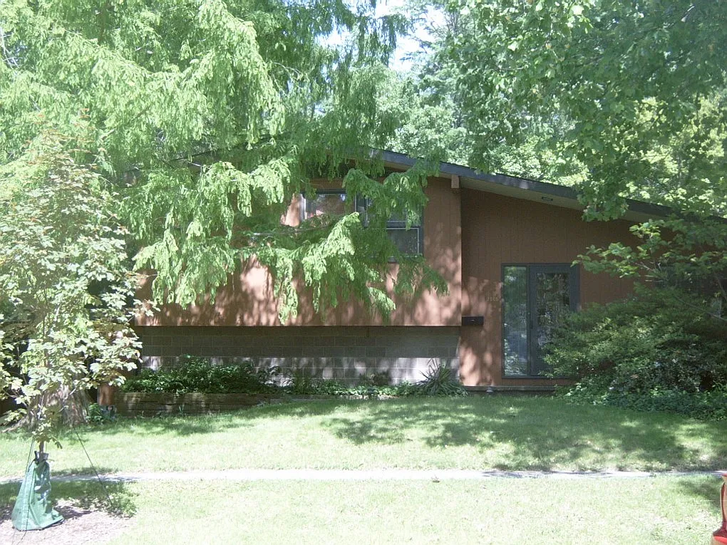 2008 Cureton Dr photo 1