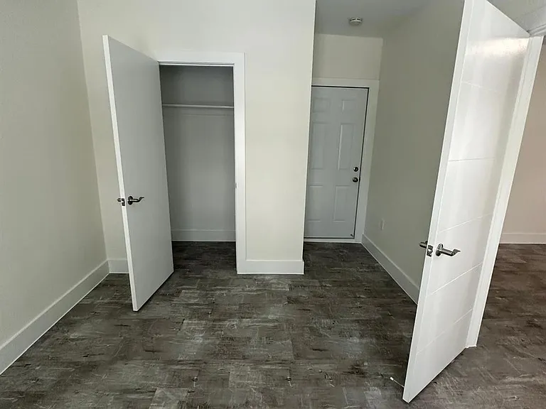 130 Antiquera Ave — Photo 5