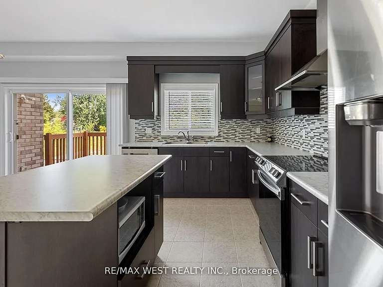 3602 Carolina Ct — Photo 29