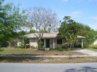 2919 Eastland Rd, Mount Dora, FL 32757