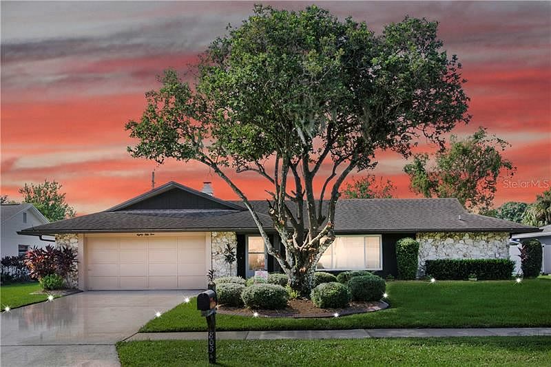 1st image of 8054 Nicklaus Dr