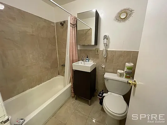 Rented by Spire Group | media 30