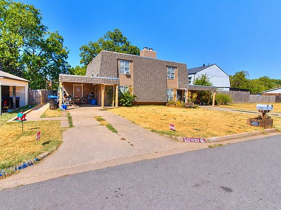 2nd image of 920 Acacia Cir #922
