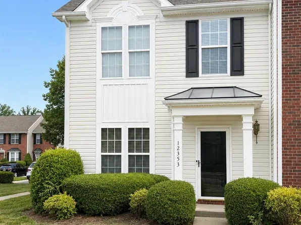 12353 Jessica Pl, Charlotte, NC 28269