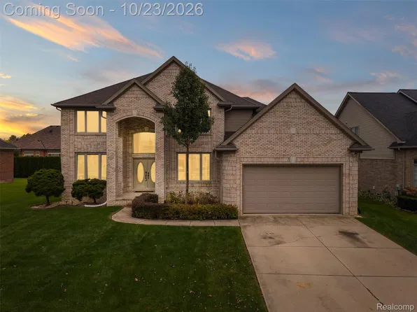 56328 Tournament Ln, Macomb, MI 48042