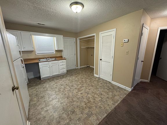 5th image of 2913 Wimberly Dr SW