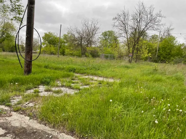 2123 Annesley St, Saginaw, MI 48601