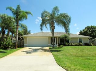 442 Autumn Ter, Sebastian, FL 32958