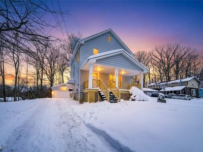 207 Forest Dr, Bedford, OH, 44146