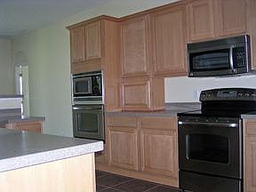4th image of 7511 Park Hill Ave