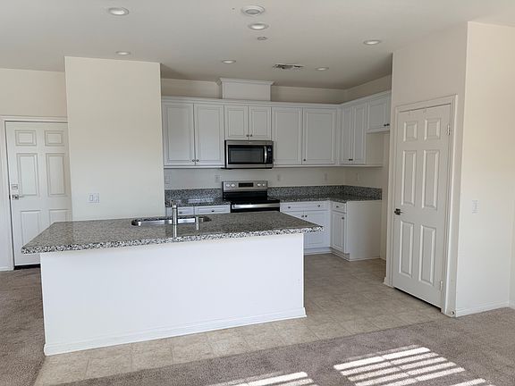 2nd image of 16036 Aventurine Ln