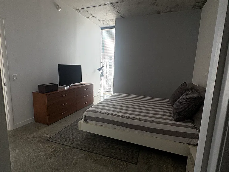 151 SE 1st St #2401 — Photo 4