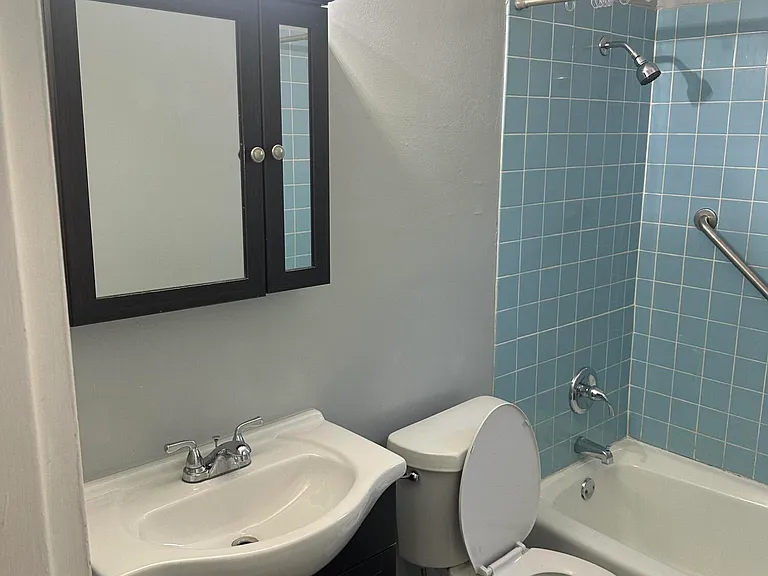 713 Wilkinson Blvd #1 — Photo 39