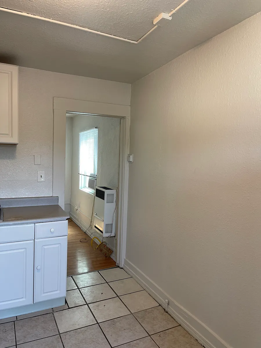 Building Photo - 545 N California St #11