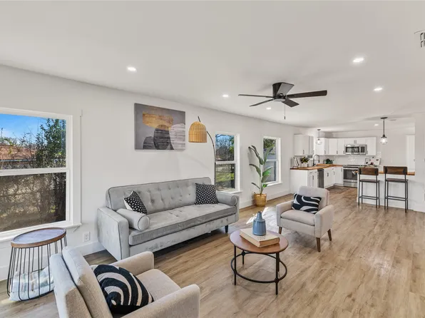 818 Woodacre Dr, Dallas, TX 75241