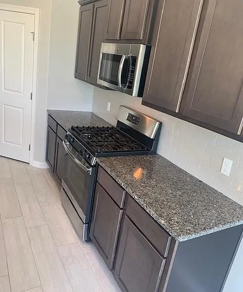1538 Oak Hill Dr — Photo 14
