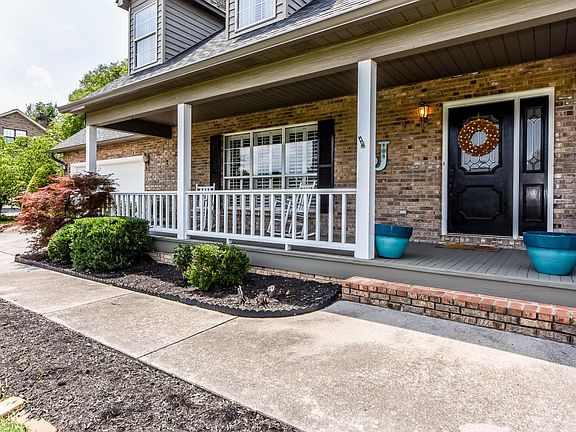 4th image of 1733 Westcliff Dr