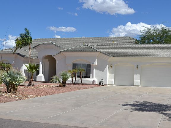 3rd image of 16027 N 41st Pl