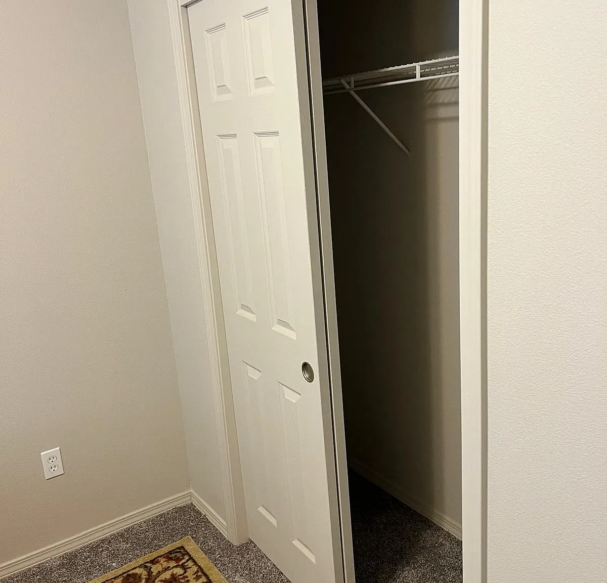 4 bed, 2.5 bath, 1650 sqft, $725 — Photo 4