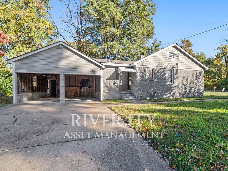 1290 Dellwood Ave — Photo 6