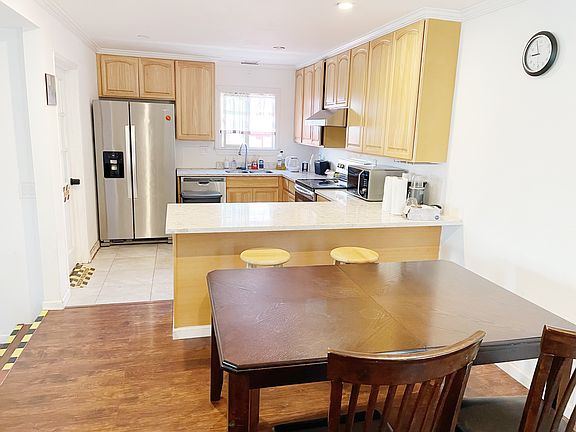 5th image of 1670 Archer St