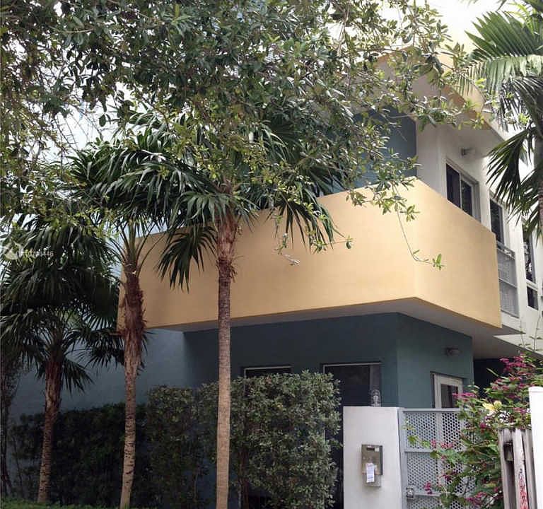 1st image of 214 Washington Ave #8