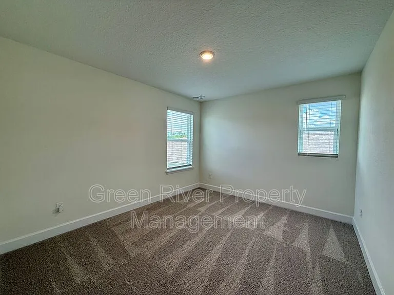3435 Auvenshine Way — Photo 35