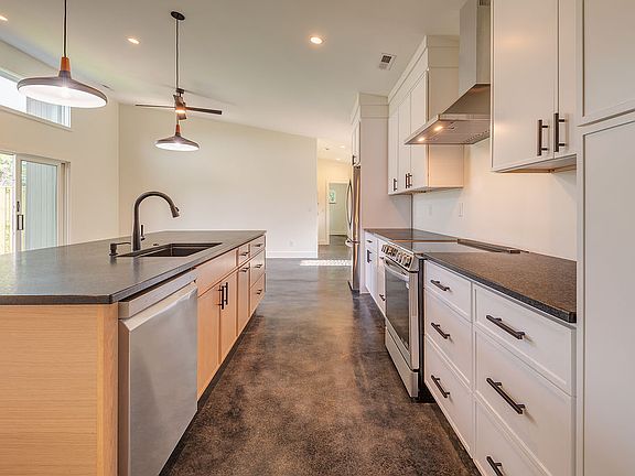 Beautiful cabinetry and brand new appliances.