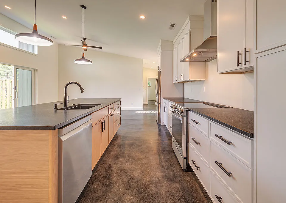 Beautiful cabinetry and brand new appliances.