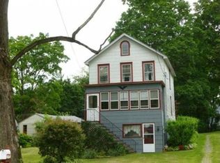 9 North Rd, Lloyd, NY 12528